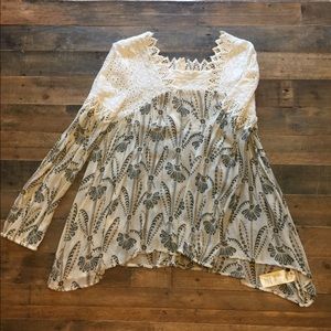 Anthropologie Floreat Eyelet Top Size 8 EUC